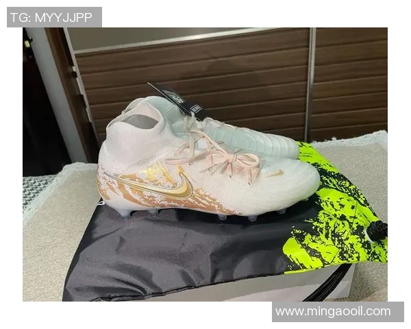 选择合适的足球鞋提升球技 足球明星推荐鞋款解析